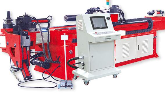 電腦操作彎管機